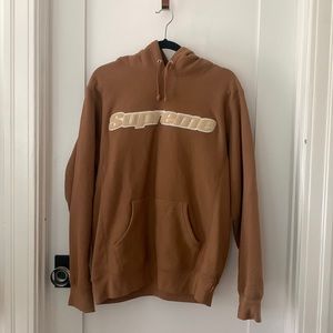 Supreme Hoodie NWOT